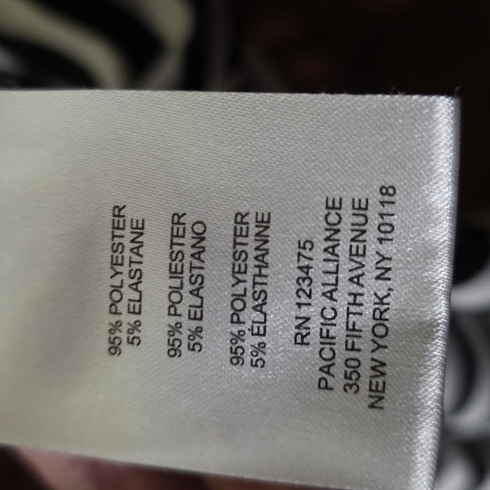 Jones New York Monochrome Striped V-Neck Tee - Picture 3 of 5